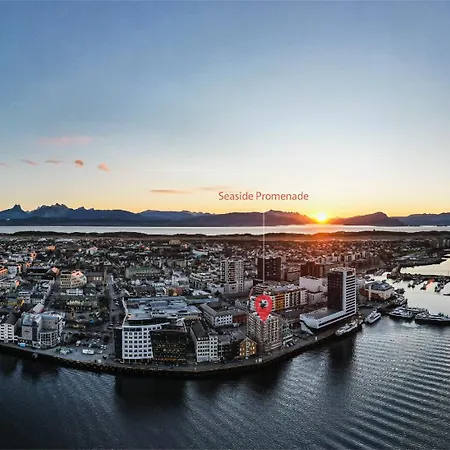 Seaside Promenade Strolls From A 2br Downtown *