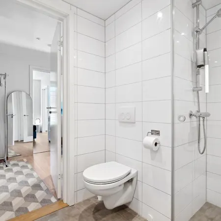 Seaside Promenade Strolls From A 2br Downtown