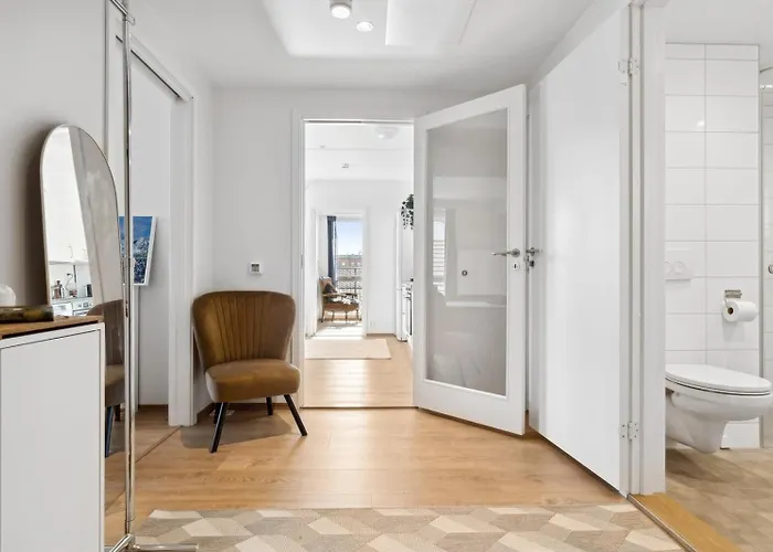 Seaside Promenade Strolls From A 2br Downtown * Bodö